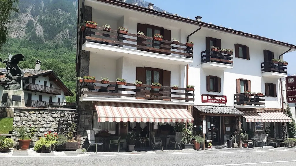 Hotel Bucaneve_Prè Saint Didier_slider_image_3