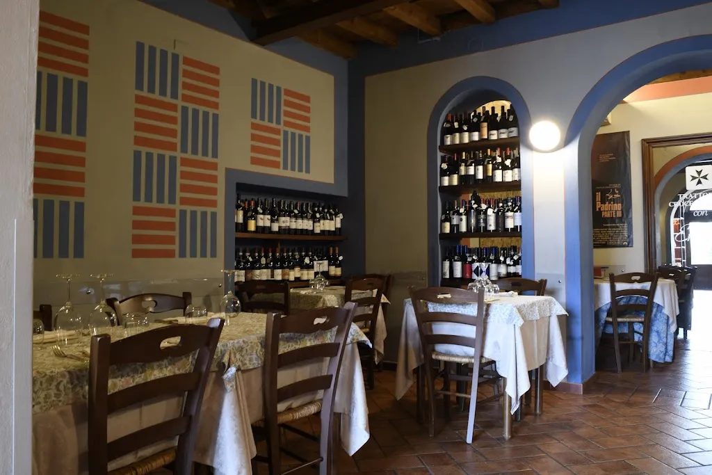 Trattoria Croce Di Malta restaurant in Albairate