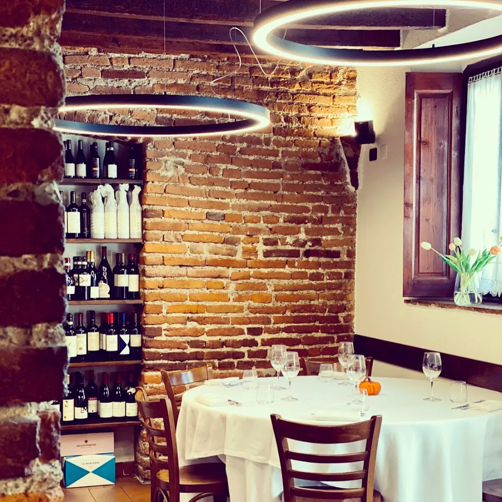 Osteria Santa Maria restaurant in Abbiategrasso