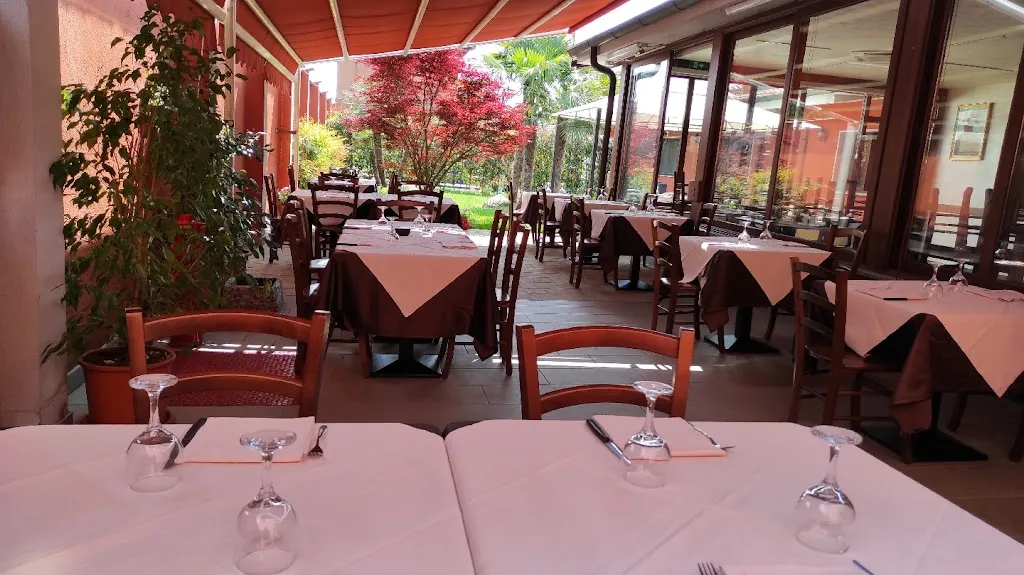 Ristorante Pizzeria Nuova Giada Verde_Abbiategrasso_slider_image_1