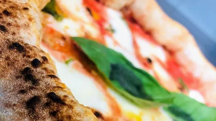 Pizzeria Ezelino's - Machebontà_Abbiategrasso_slider_image_3