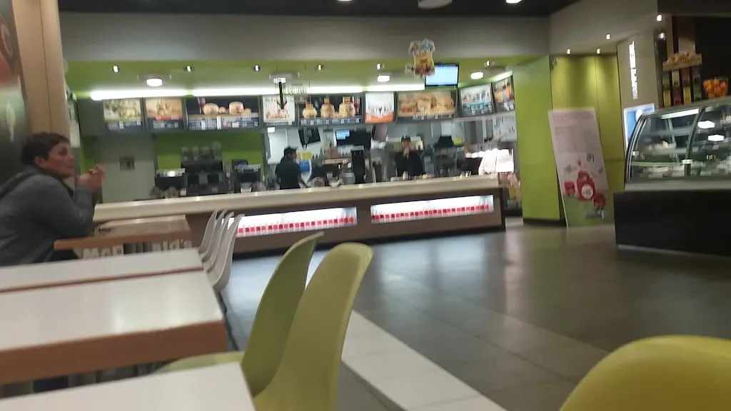 McDonald's_Abbiategrasso_slider_image_2