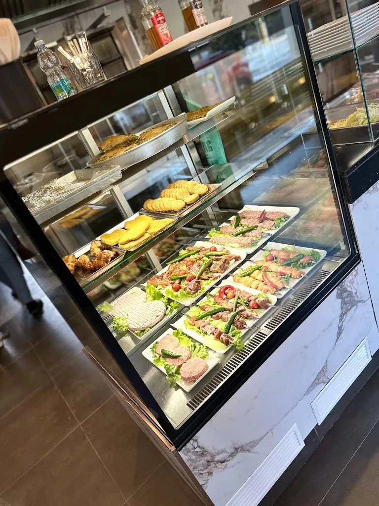 King Istanbul kebap pizza griglieria bar restaurant in Abbiategrasso