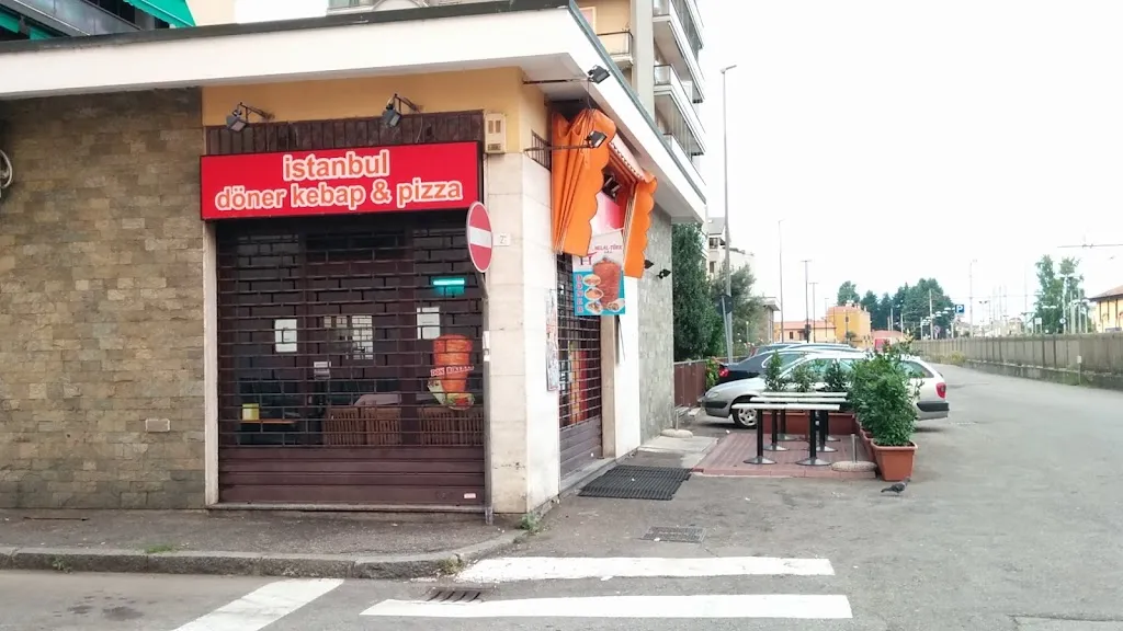 Istanbul doner kebap & pizza restaurant in Abbiategrasso