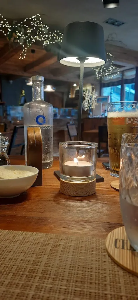 Jasmine V_CHÄISSCHERI_Alagna_review