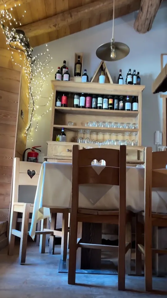 Zam Tachji_Alagna_slider_image_2