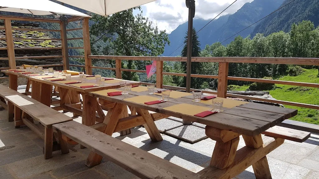 Trattoria Fum Diss restaurant in Alagna