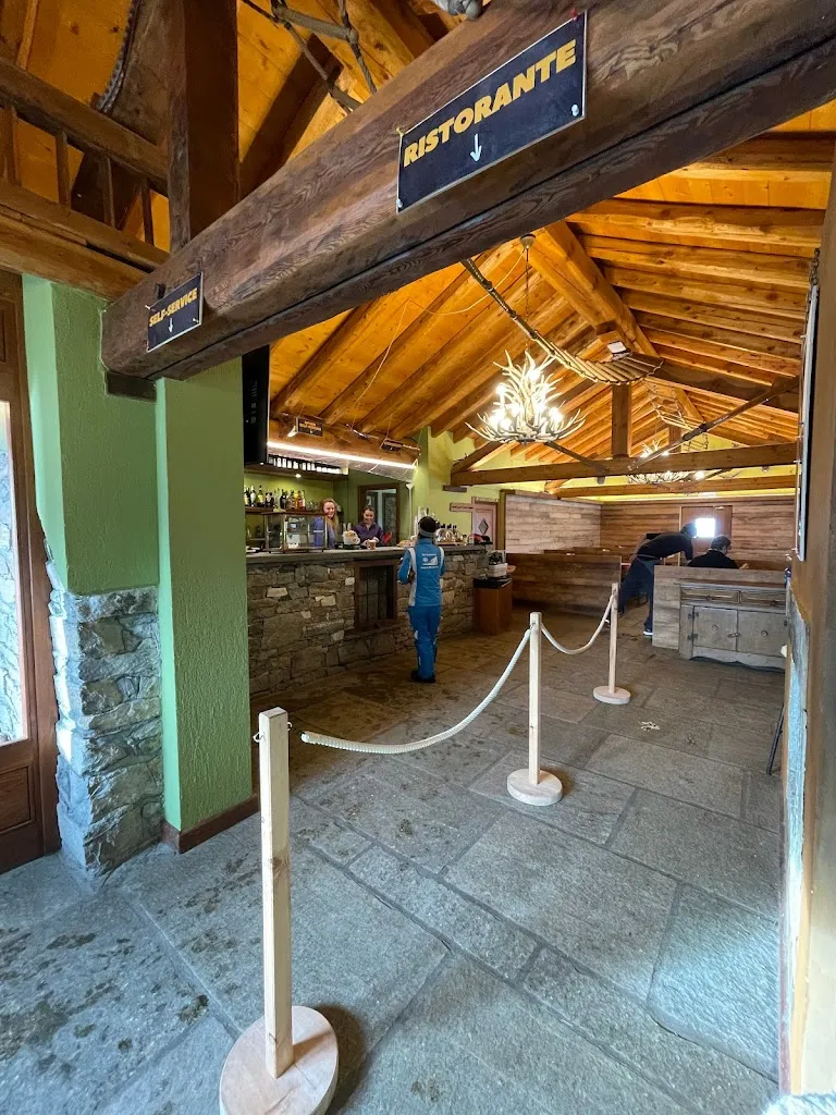 Alpen Stop restaurant in Alagna