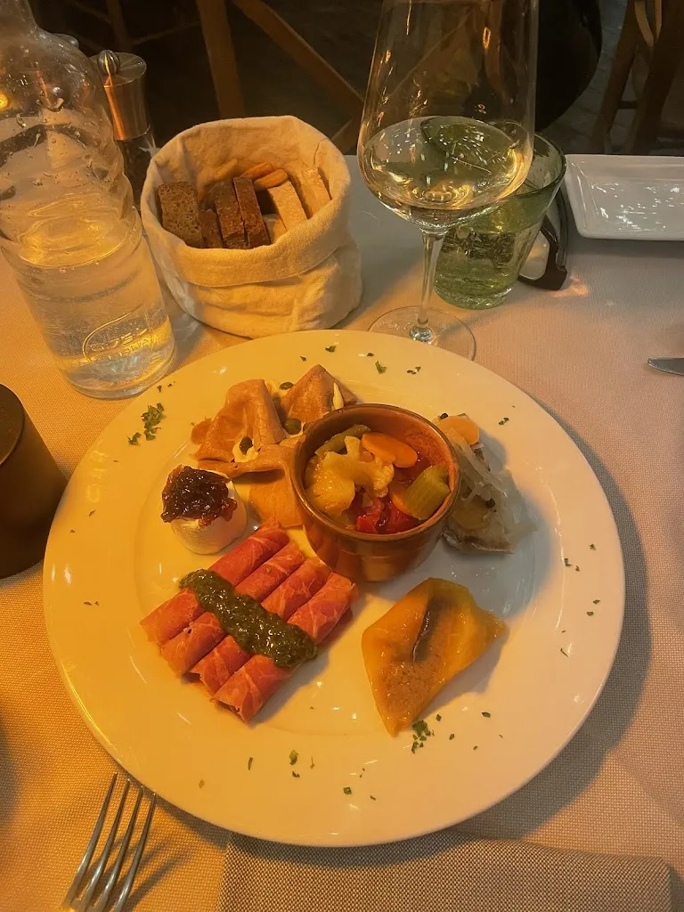 Dir Und Don Ristorante Brasserie_Alagna_slider_image_3