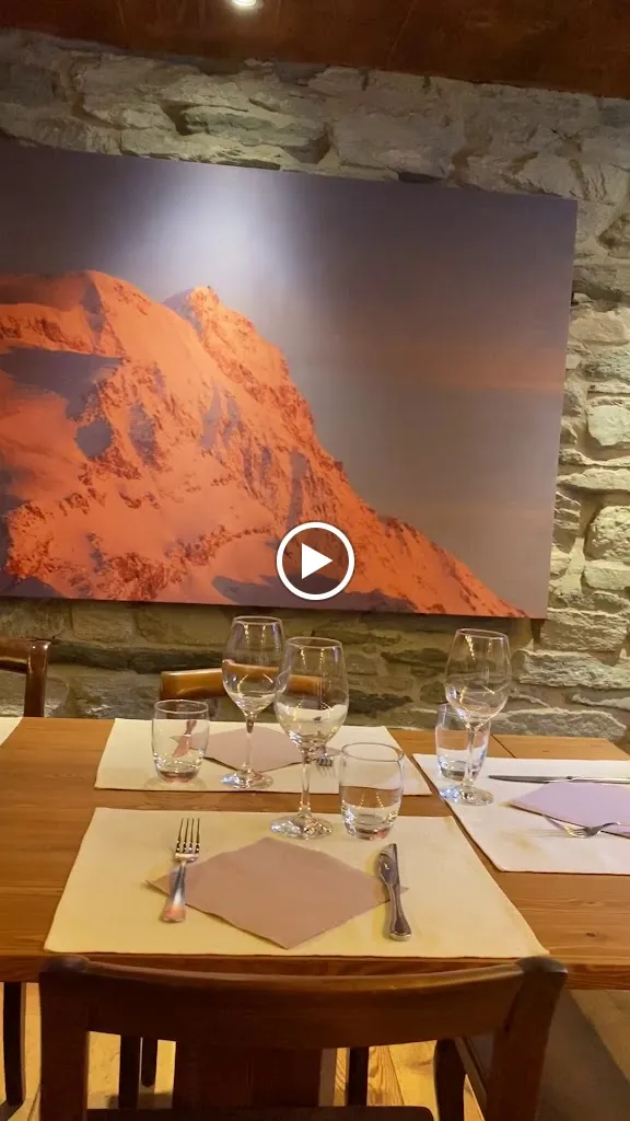 Montagna di Luce Albergo Bar Ristorante restaurant in Alagna