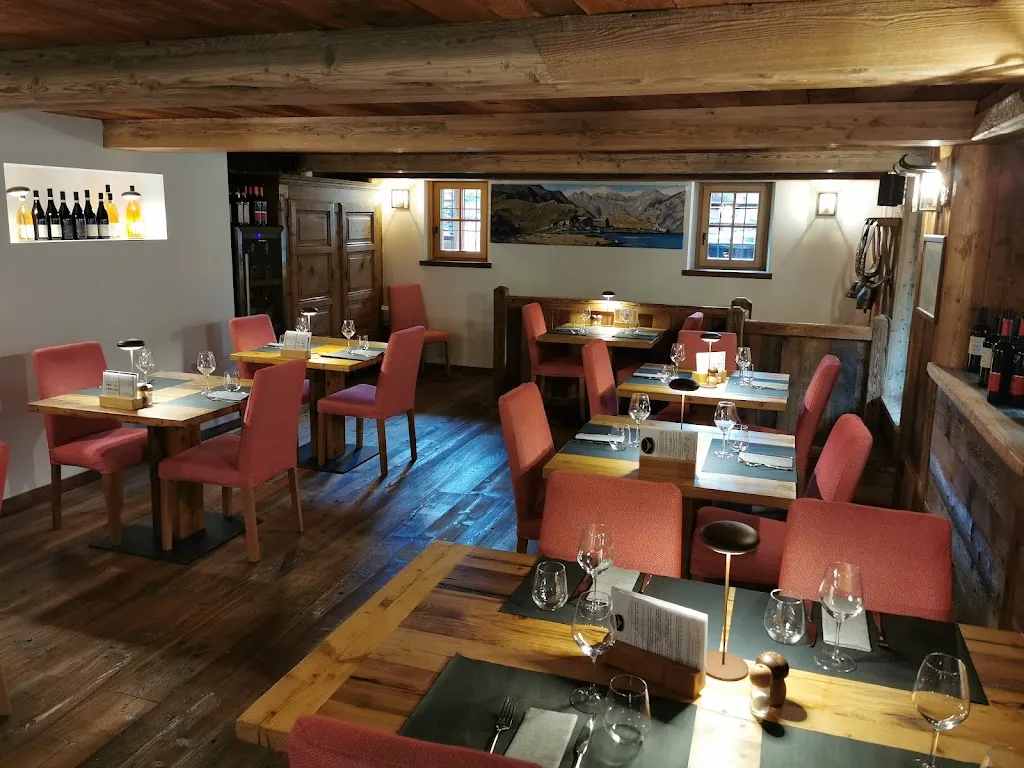 Montana Fold_Alagna_slider_image_1