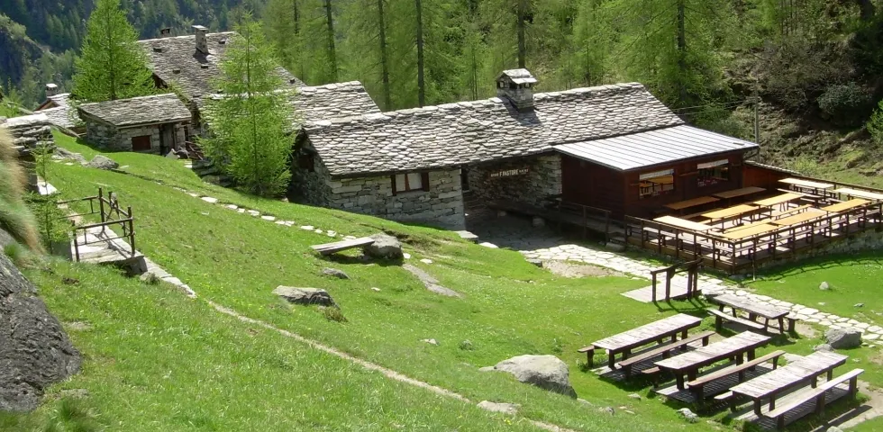 Rifugio Pastore_Alagna_slider_image_3
