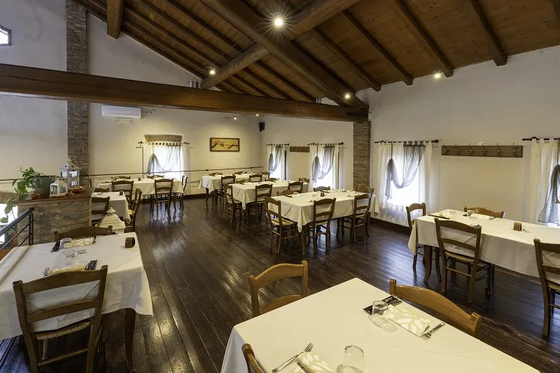 Ristorante Pizzeria Cascina Del Conte restaurant in Albaredo