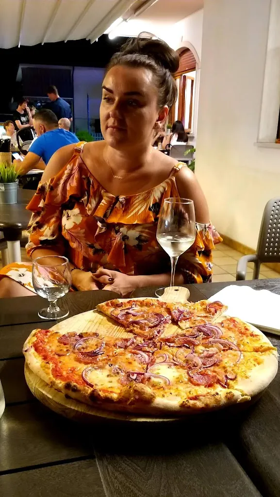 Pizzeria Congo Bar_Albaredo_slider_image_3