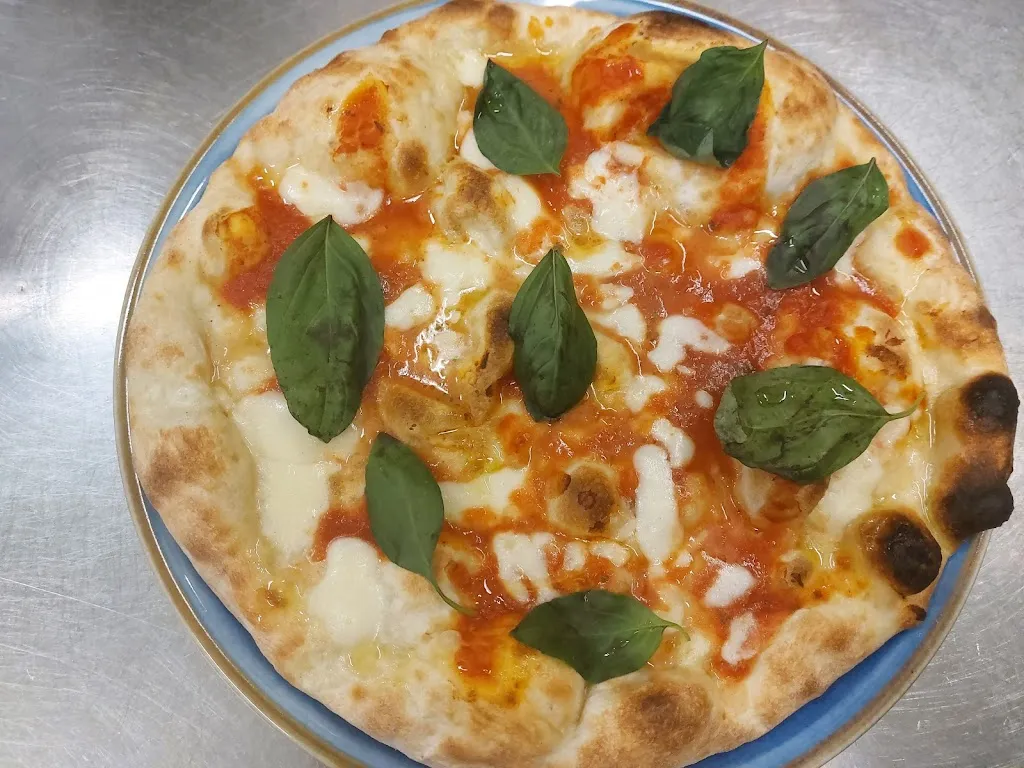 L'Ulivo Drink & Cucina Mediterranea_Albano Sant'Alessandro_slider_image_3