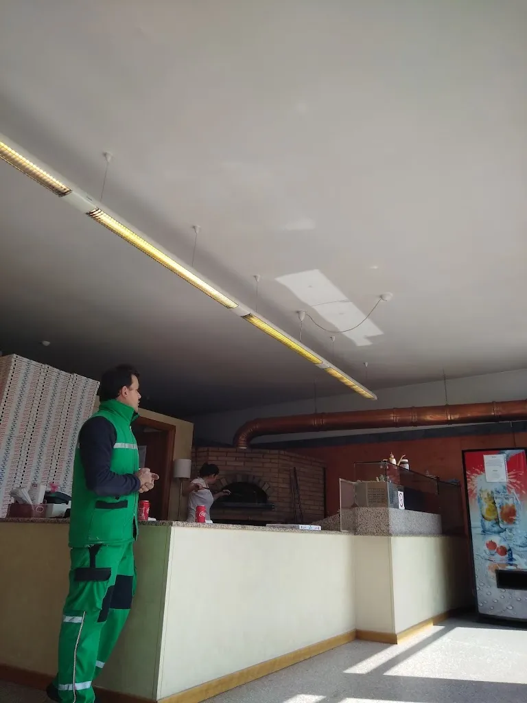 Pizza Da Luca_Albano Sant'Alessandro_slider_image_3