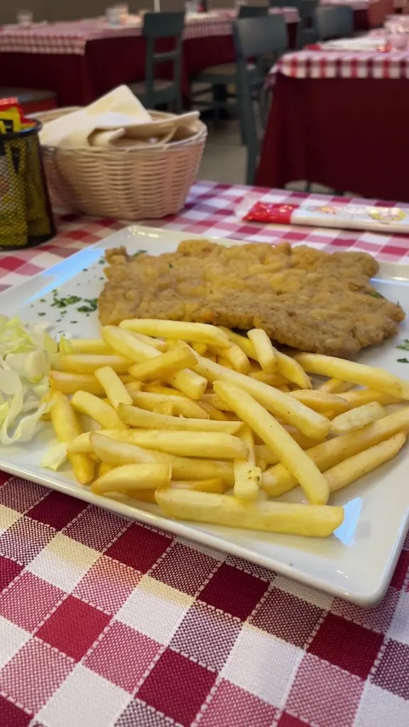 Trattoria Pizzeria Griglieria Numero7_Albese Con Cassano_slider_image_2