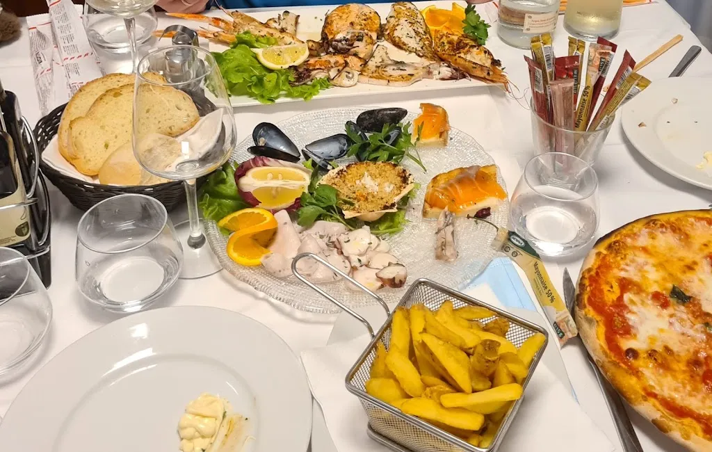 Katrin Kretschmer_Al Pesce Vela_Albese Con Cassano_review