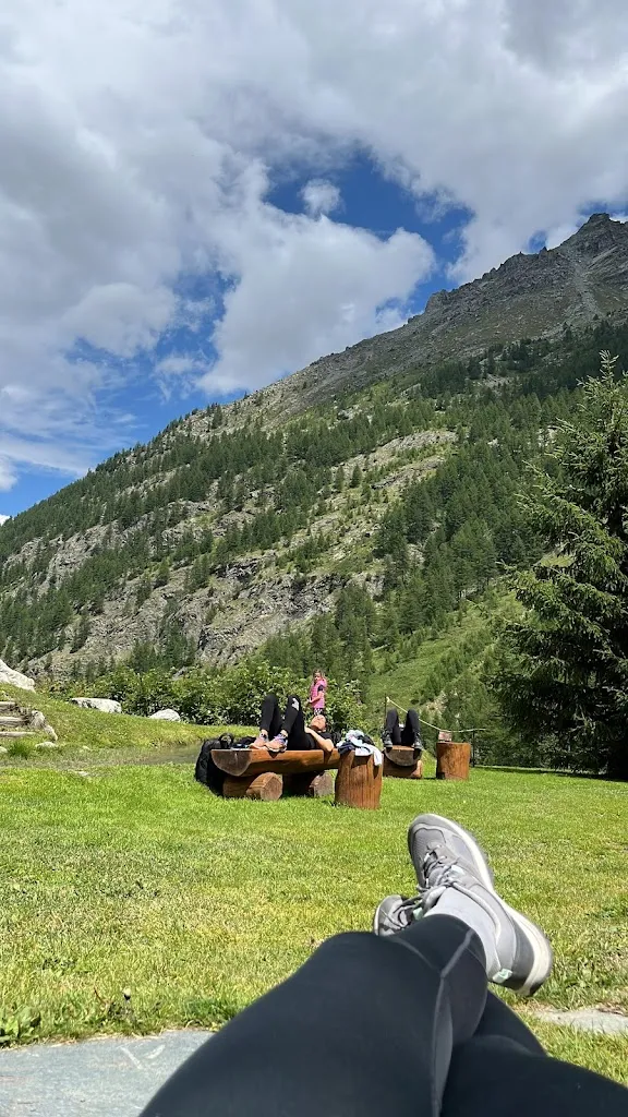 Antonella Petruzzella_Le Village de Thumel_Rhemes-Notre-Dame_review