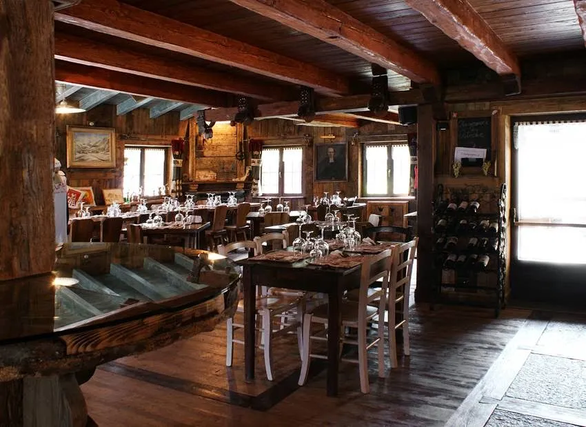 Le Village de Thumel restaurant in Rhemes-Notre-Dame