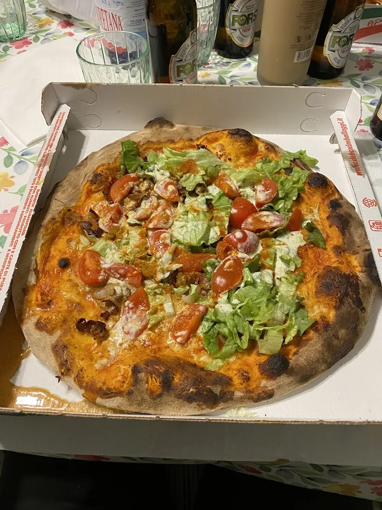 Kevin Longo_Pizzeria Capri_Albese Con Cassano_review