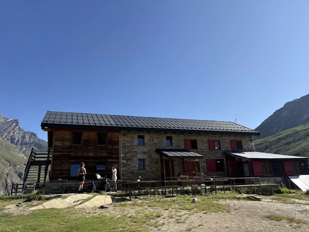 Isabeau Duerinck_Refuge Jean-Frédéric Benevolo_Rhemes-Notre-Dame_review