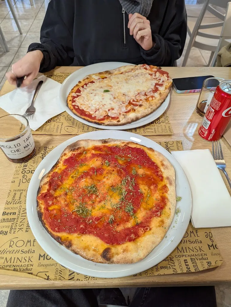 Rokas Kanapienis_APUTIA PIZZERIA BISTROT_Albavilla_review