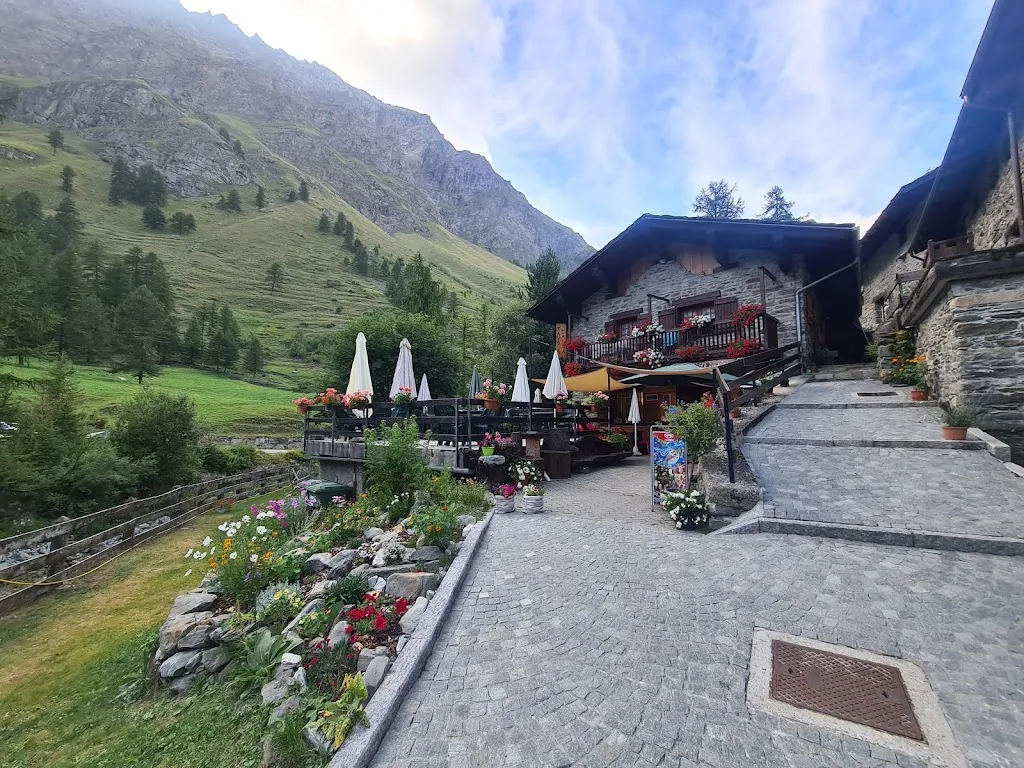 Cafe' Du Coin_Rhemes-Notre-Dame_slider_image_3