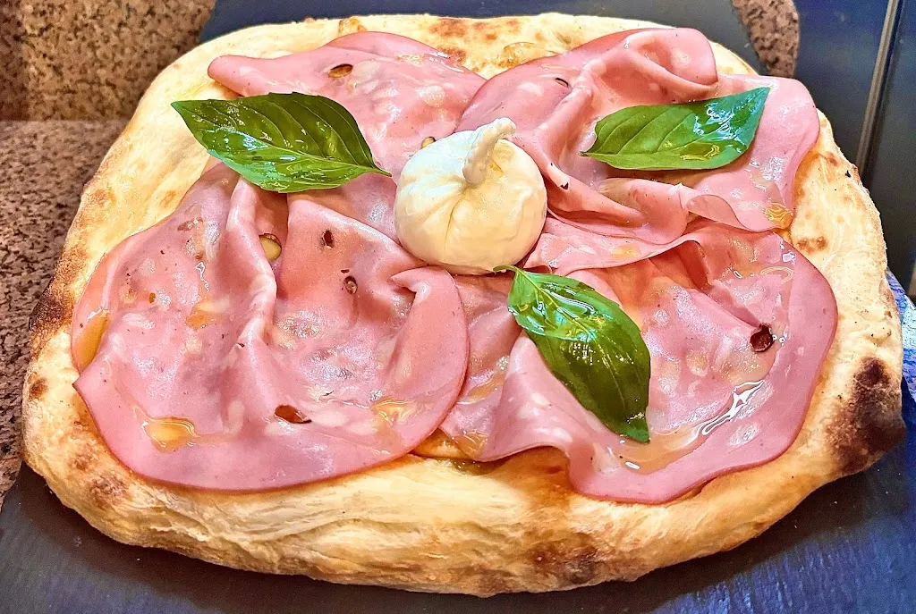 VORACE Pizzeria D'Asporto_Albavilla_slider_image_2