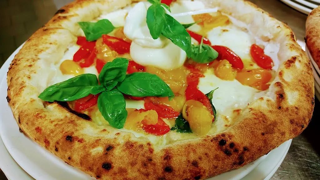 Quei Bravi Ragazzi Ristorante e Pizzeria Napoletana_Albavilla_slider_image_3