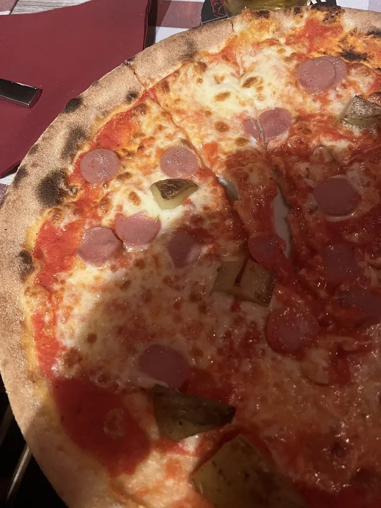 Sara “Saphiria Wingates” Gasparini_Rosso di Sera_Albino_review