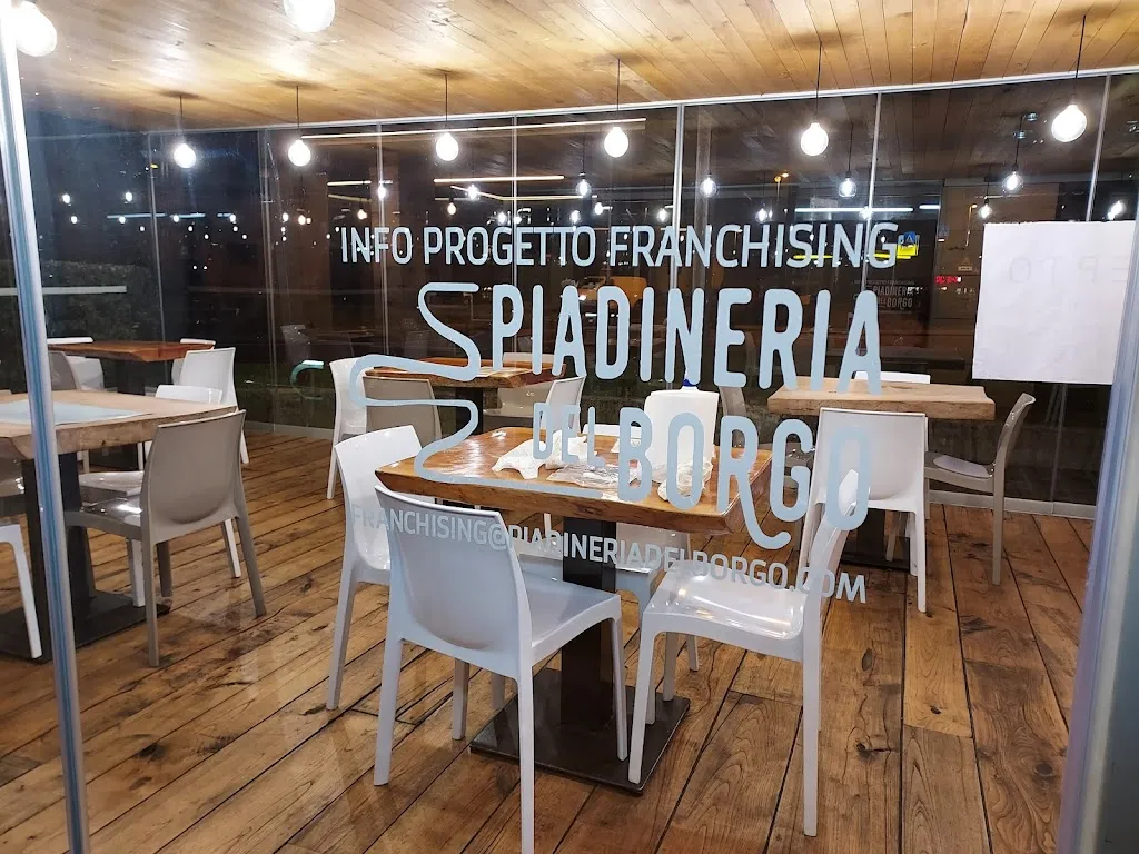 Piadineria Del Borgo restaurant in Albino