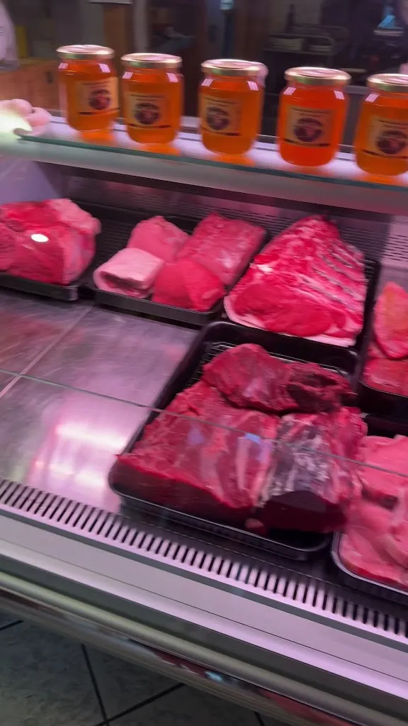 Loredana_Macelleria Comotti Pietro & Figli con ristoro_Albino_review