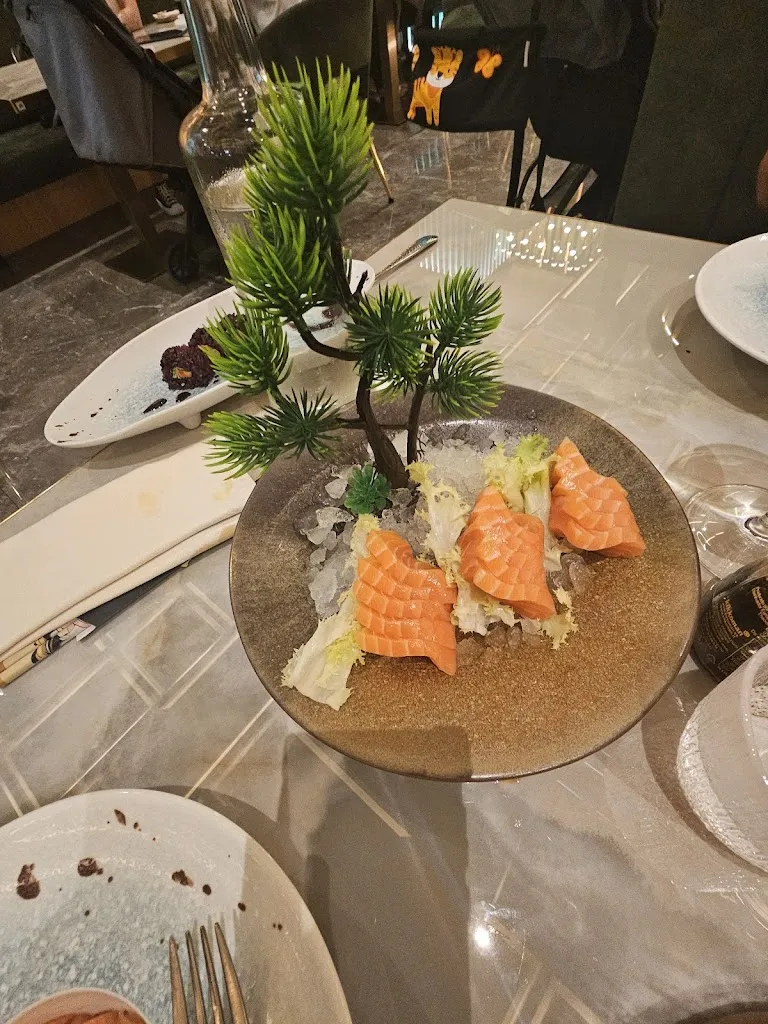 Menu_Sakari_Albino_image_6