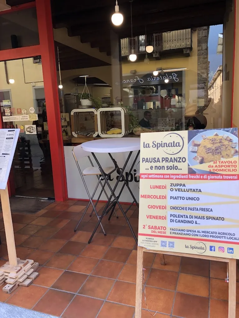 Fausto Felix_La Spinata_Albino_review