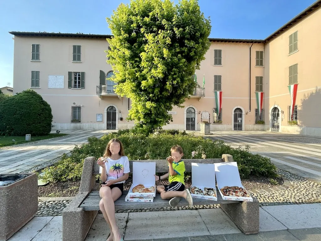 Pizzeria Il Mondo Di Abdella Abou Elmaty Shedid_Alfianello_slider_image_2