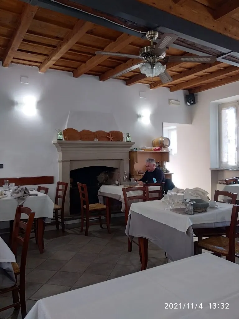 Trattoria Dell'Angelo restaurant in Albuzzano