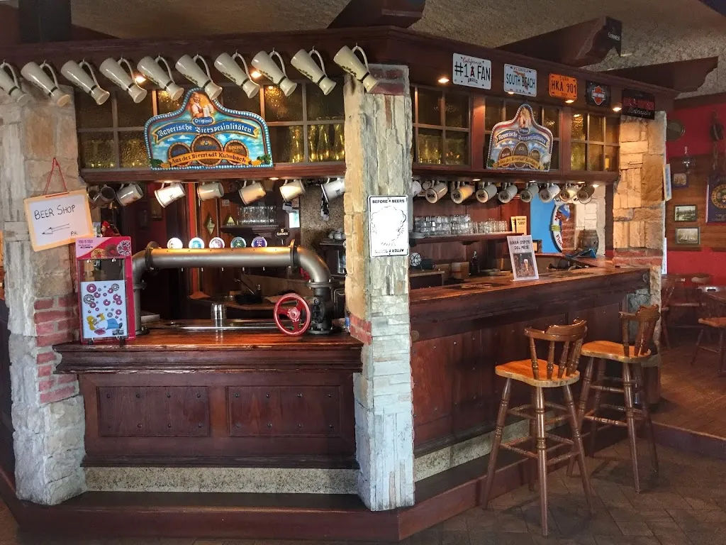 PUBLIC HOUSE_Albuzzano_slider_image_1