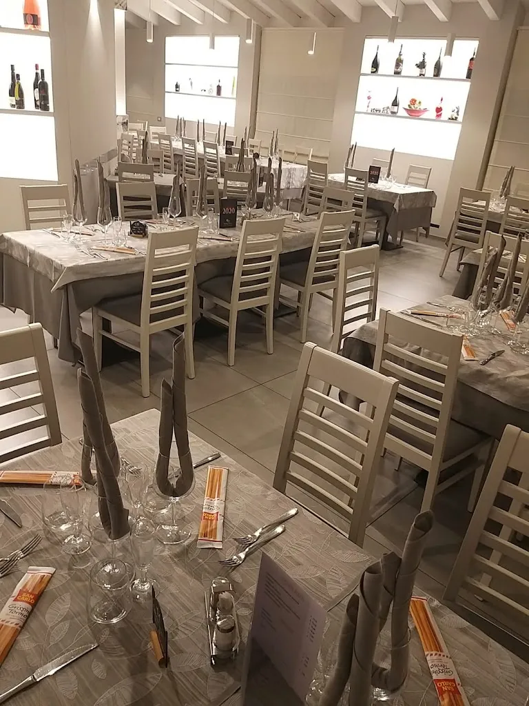 Ristorante Pizzeria La Fermata_Albuzzano_slider_image_1