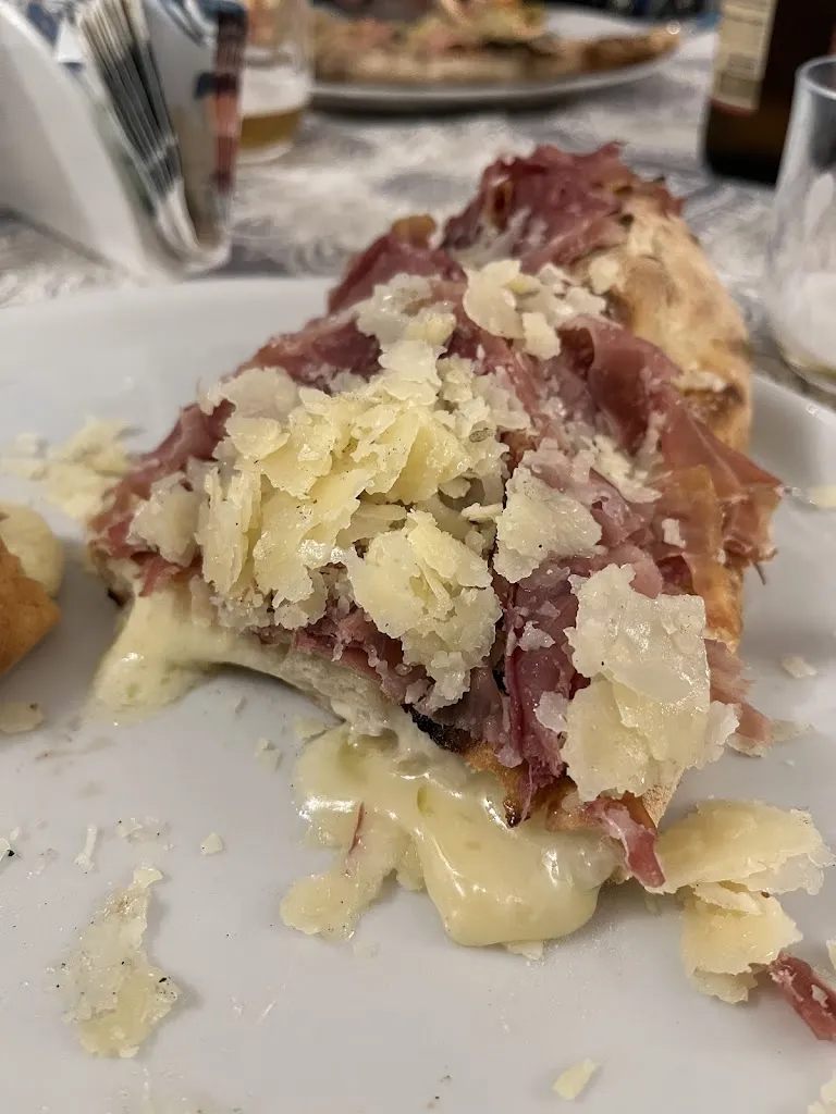 Francesco Ravasio_Pizzeria Carissimi_Almenno San Bartolomeo_review