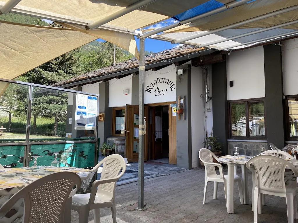 Bar Ristorante campeggio Vecchio Mulino restaurant in Saint-Oyen