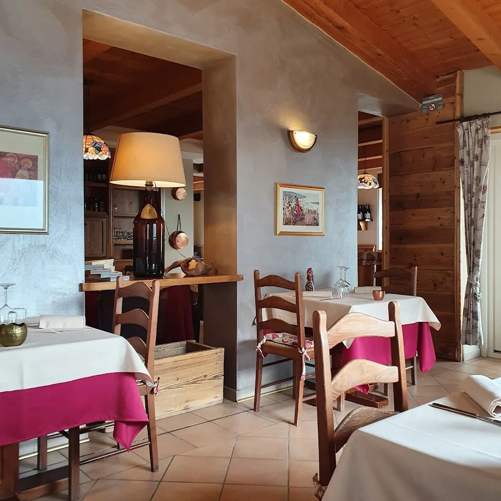 Mont Velan restaurant in Saint-Oyen