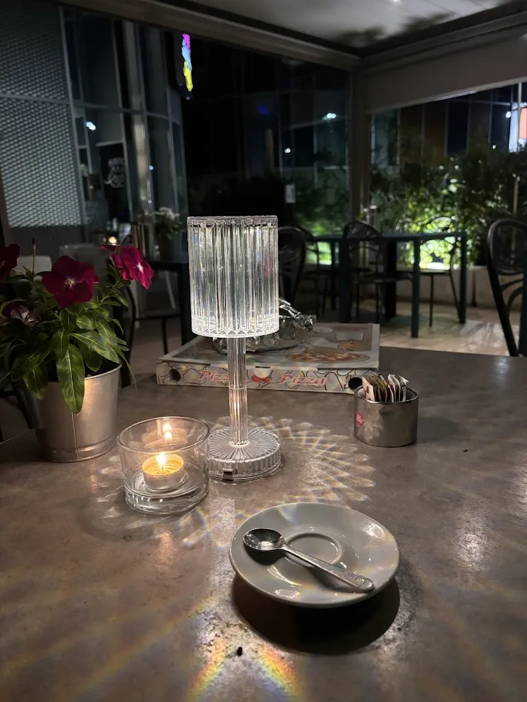 Abdulmajeed Albabtain_Opera LAB Bistrot & Cafè_Almè_review