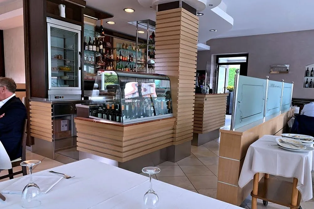 Giardino Ristorante Pizzeria restaurant in Almè