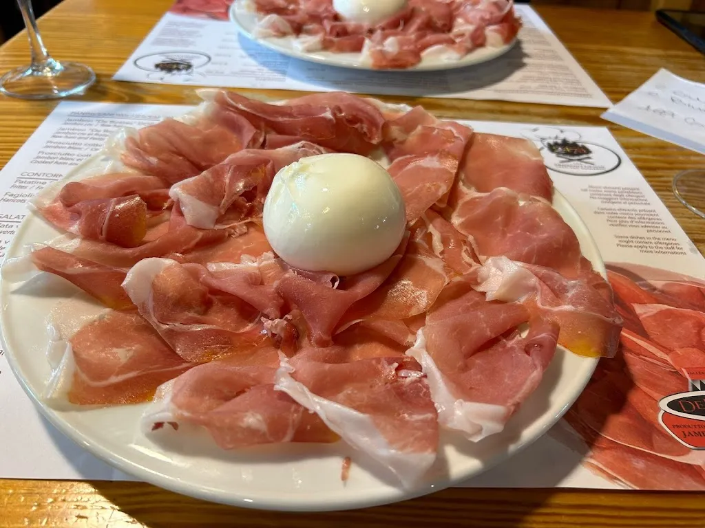 Prosciutteria Sous le pont de Bosses_Saint-Rhémy_slider_image_2