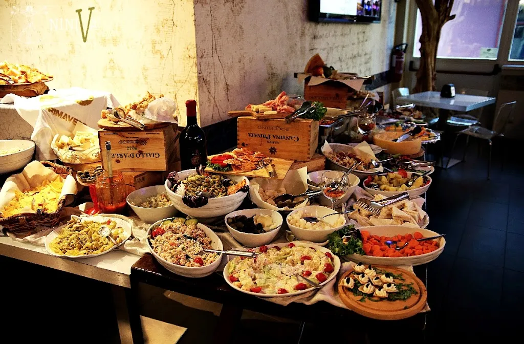 Niniva Risto Lounge Bar_Almè_slider_image_3