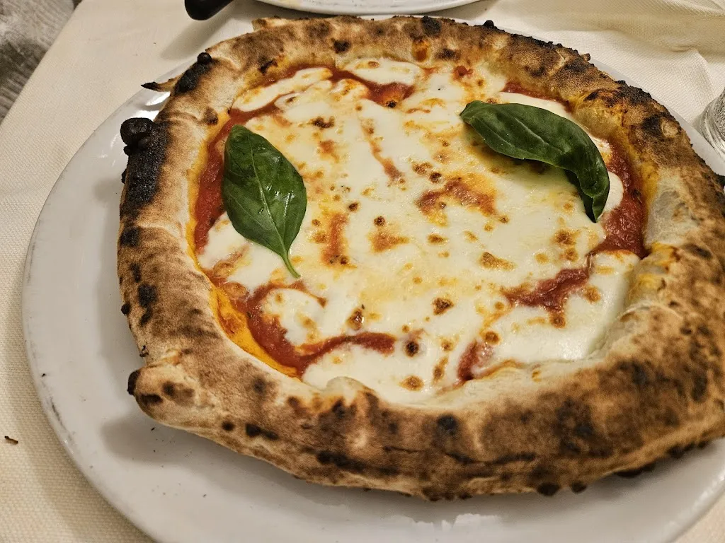is of giming_Claro Pizzeria Contemporanea | Pizza Gourmet_Almè_review