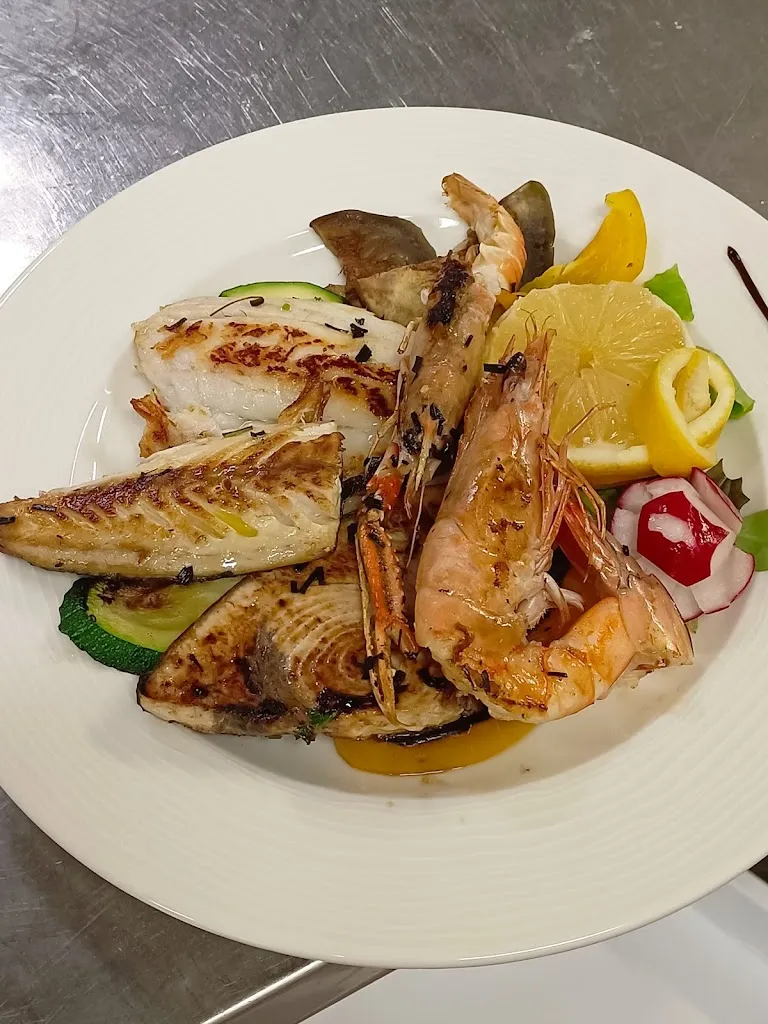 Ristorante Pizzeria Il Cortile_Almè_slider_image_3