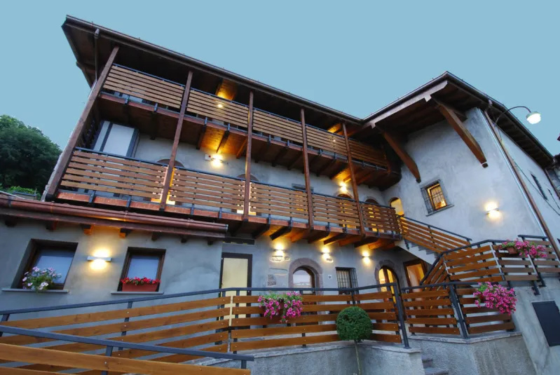 Farmhouse San Mauro_Almè_slider_image_1