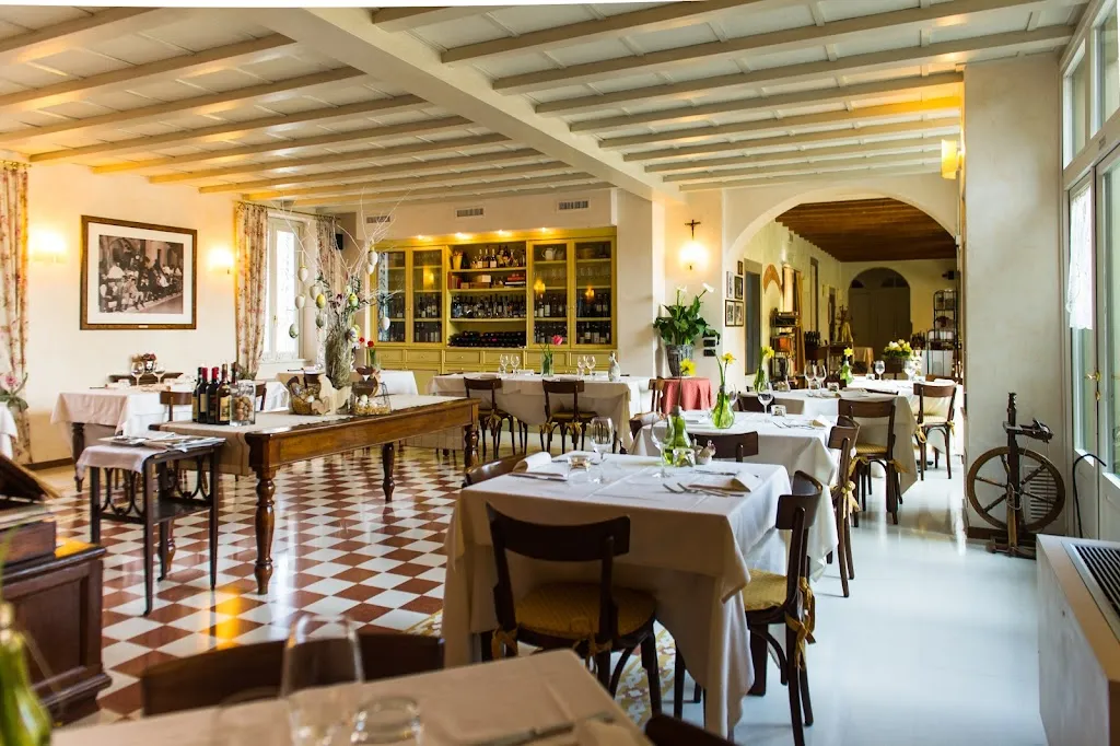 Trattoria Visconti restaurant in Ambivere